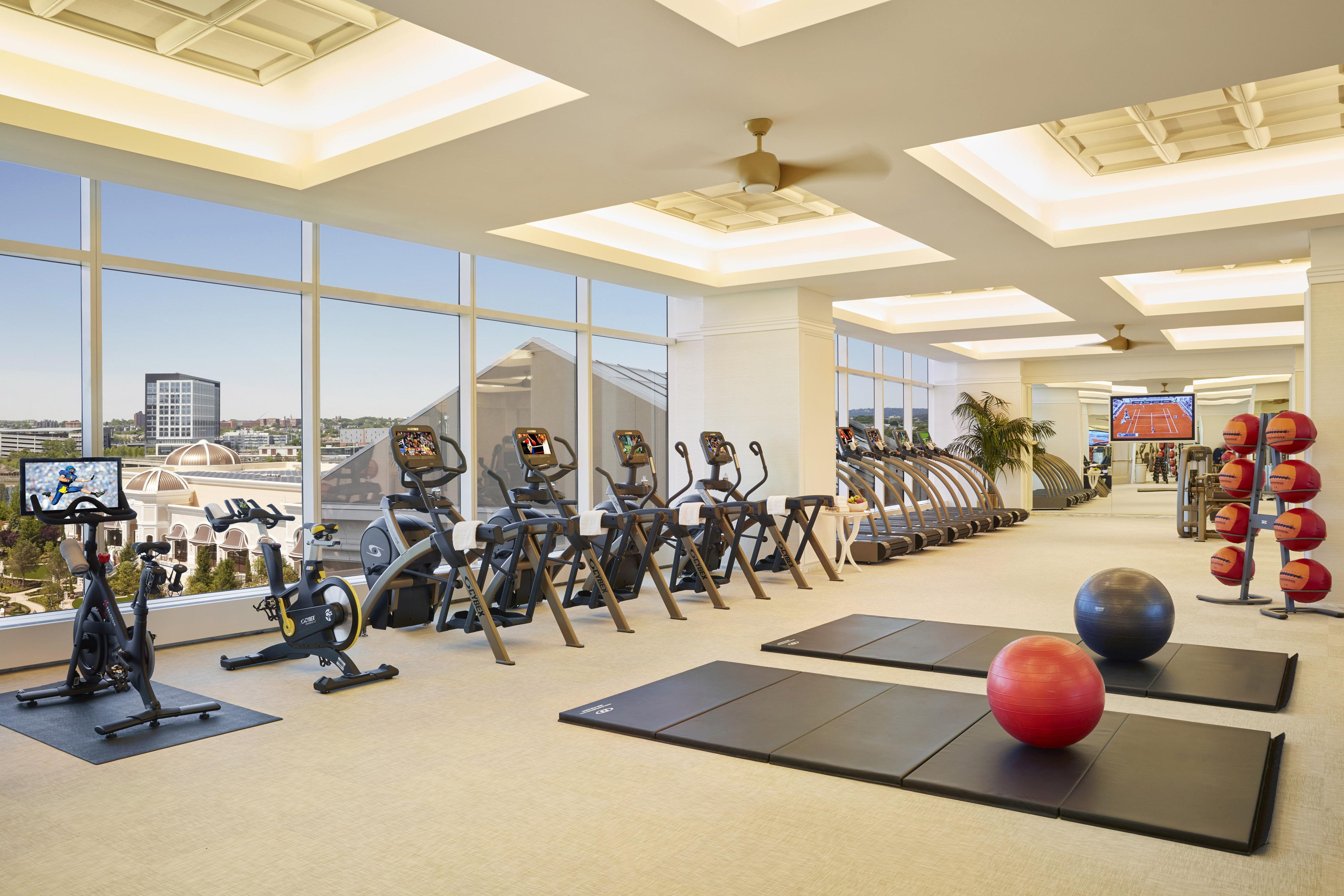 Encore Boston Harbor Everett Екстер'єр фото The gym at The Ritz-Carlton, Downtown, Los Angeles